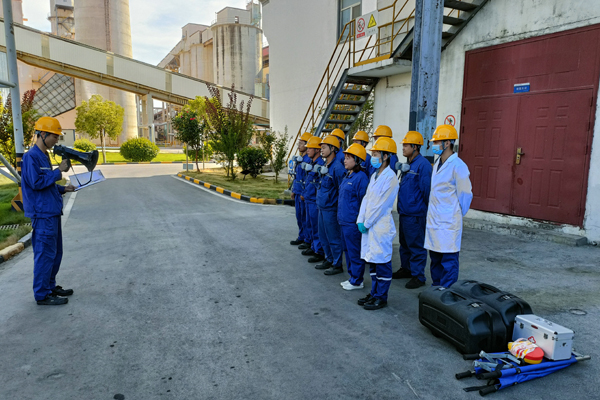 宿州海創(chuàng)組織開展有限空間中毒事故應急演練