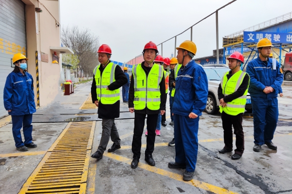 陜西省生態(tài)環(huán)境廳應(yīng)急處副處長曹磊一行赴富平海創(chuàng)考察調(diào)研