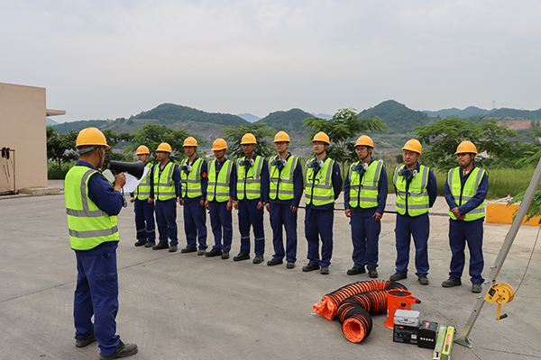 寧國海螺環保開展有限空間作業應急救援演練